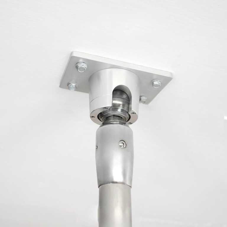 XPOLE Vaulted Ball Mount, fixation professionnelle pour barre de Pole Dance sur plafond incliné ou voûté.
